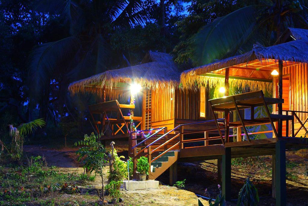 Hotel Phayam Garden View Koh Phayam Habitación foto